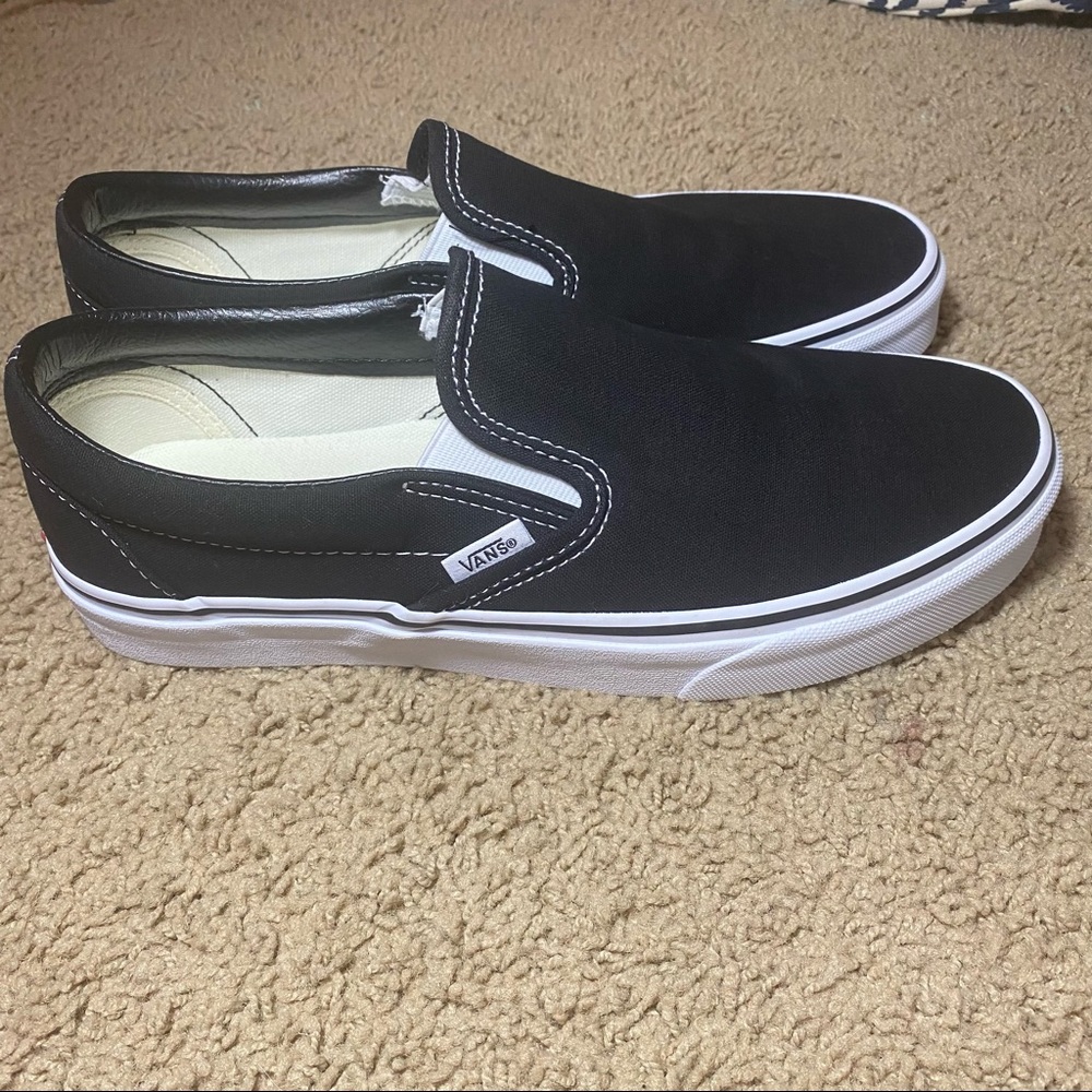 NEW Black Slip On Vans (women’s 9/men’s 7.5)